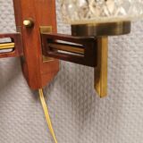 Applique danoise double en teck, laiton et verre cristal.
