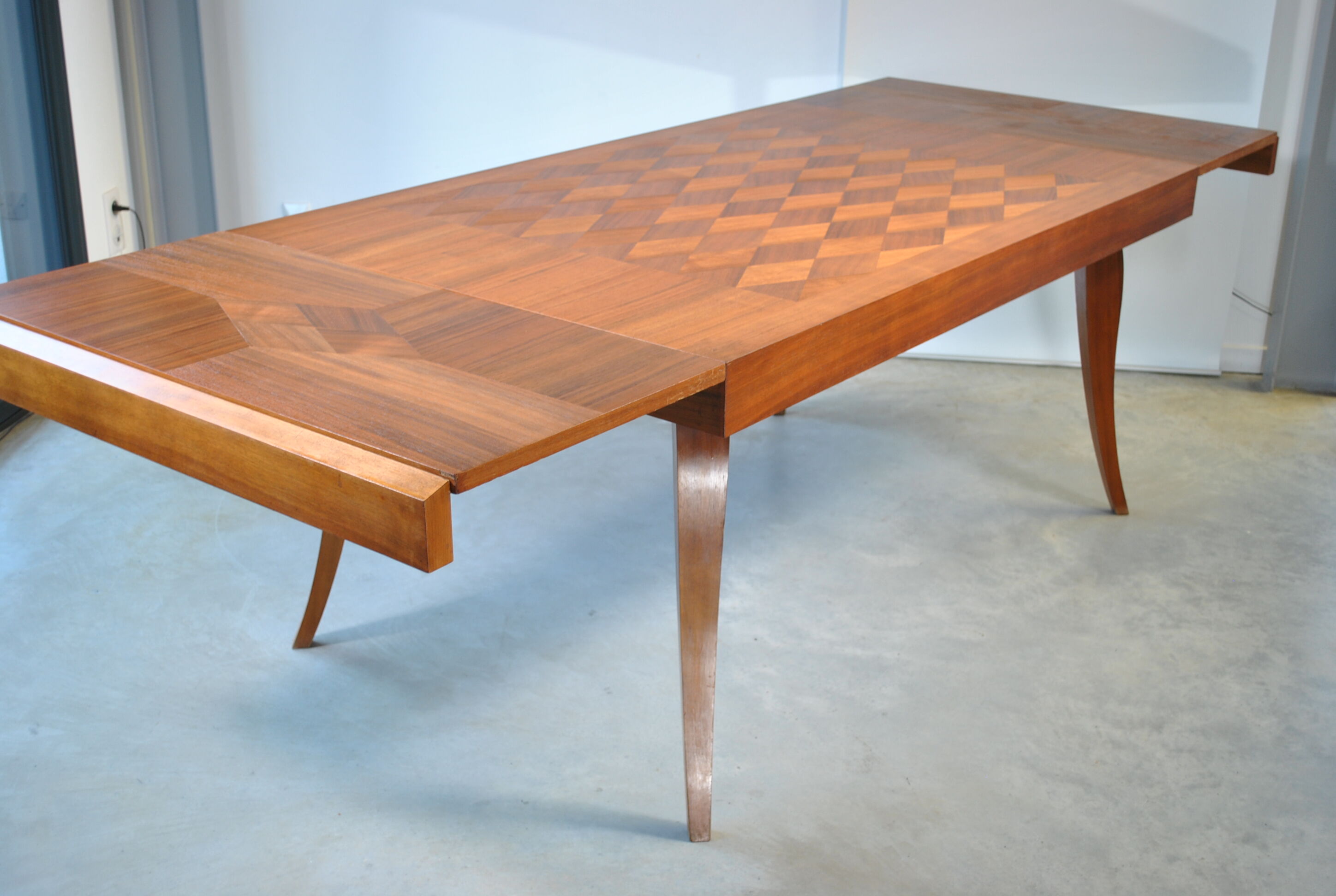 Extendable dining table circa 1950