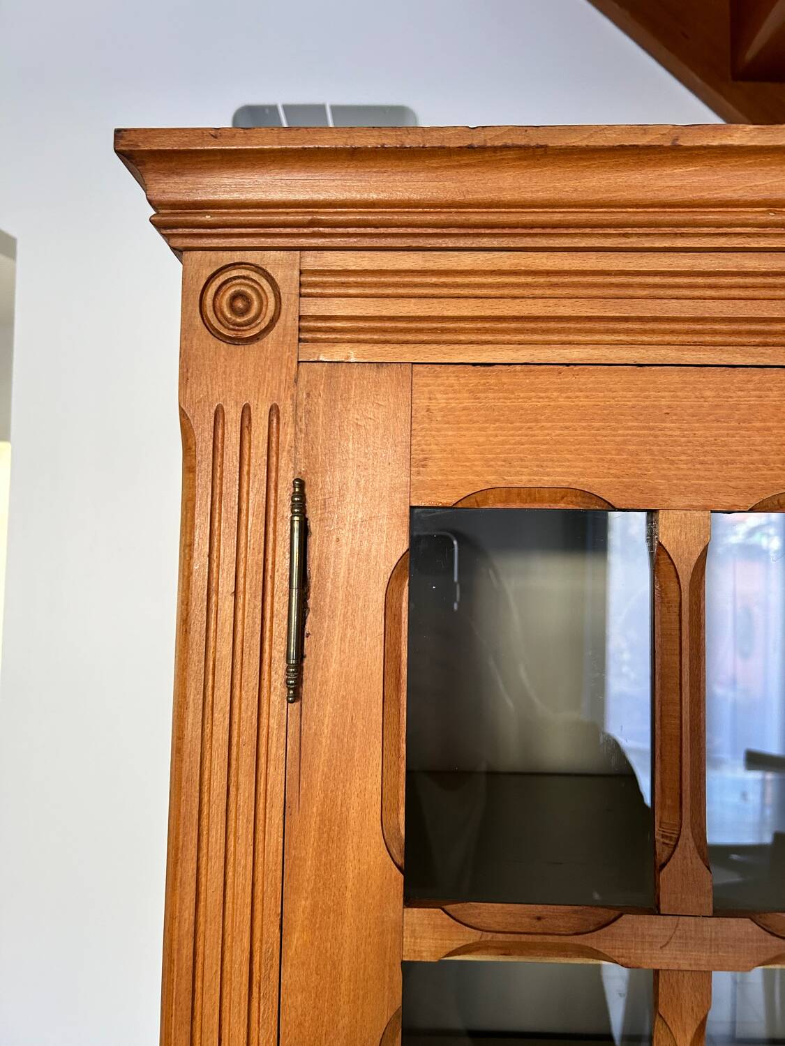 Parisian dresser cabinet