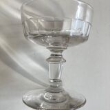 Set of 6 glasses of champagne 19th with flat sides and scales
