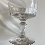 Set of 6 glasses of champagne 19th with flat sides and scales