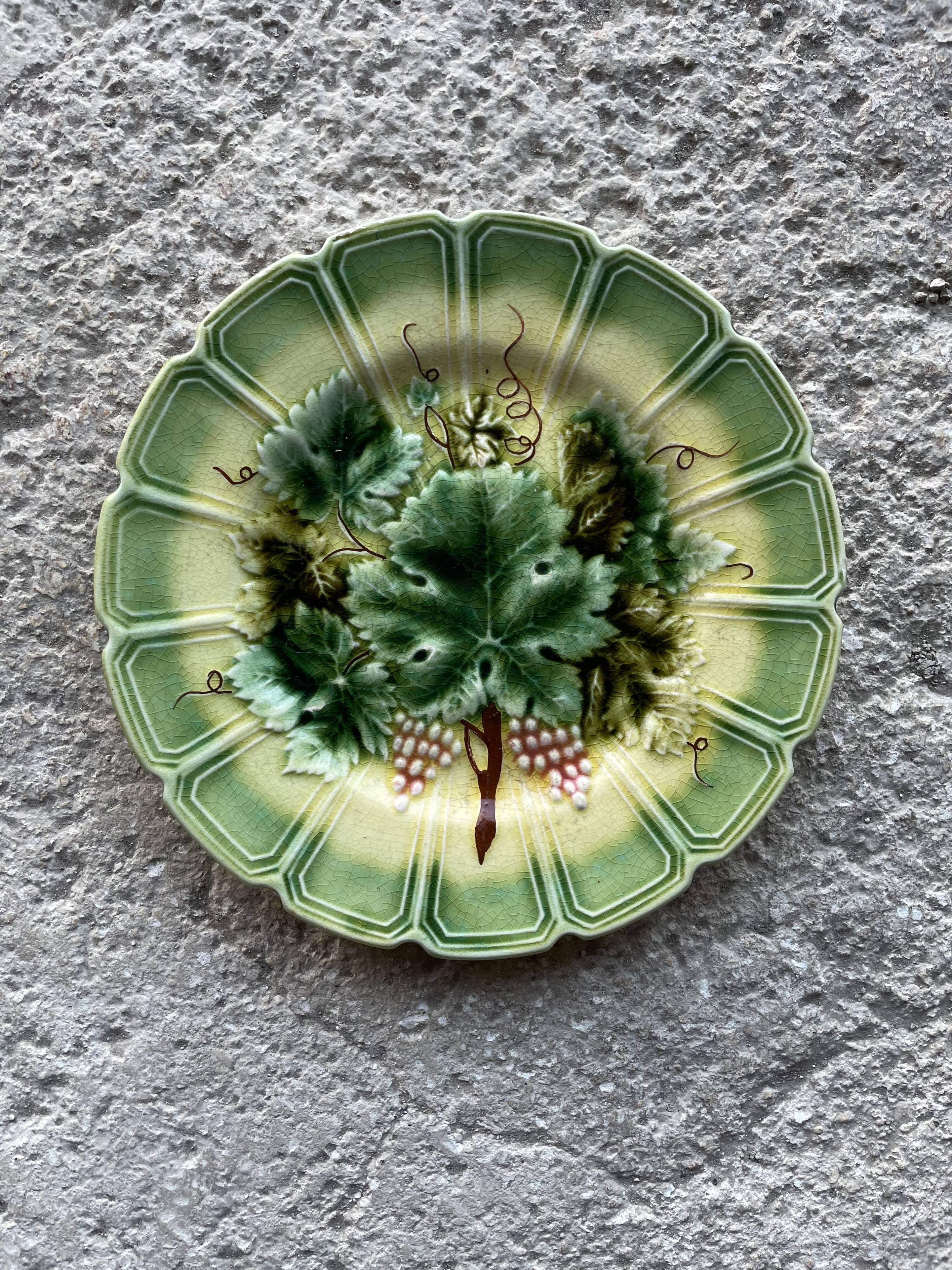 Sarreguemines barbotine dessert plate