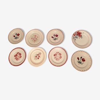 Assorted 8 red-toned dessert plates