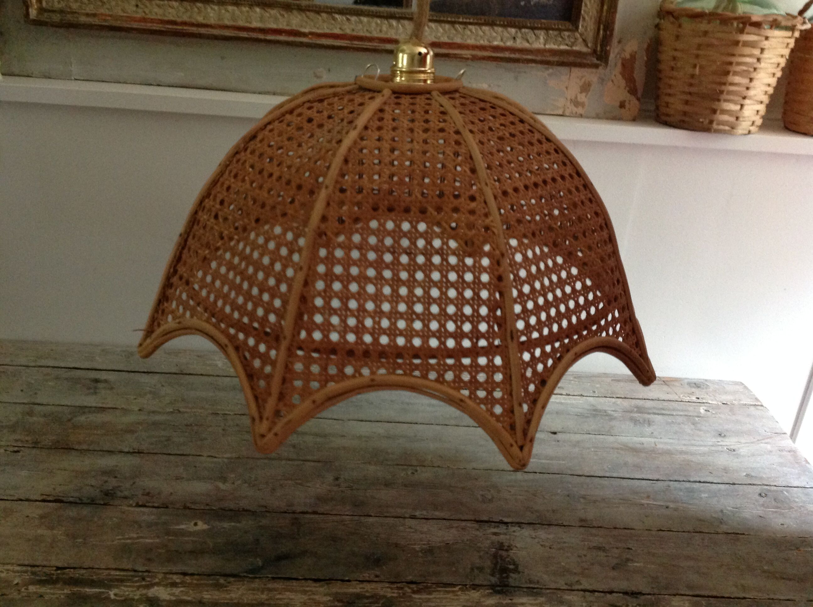 Rattan and caning hanging lamp
