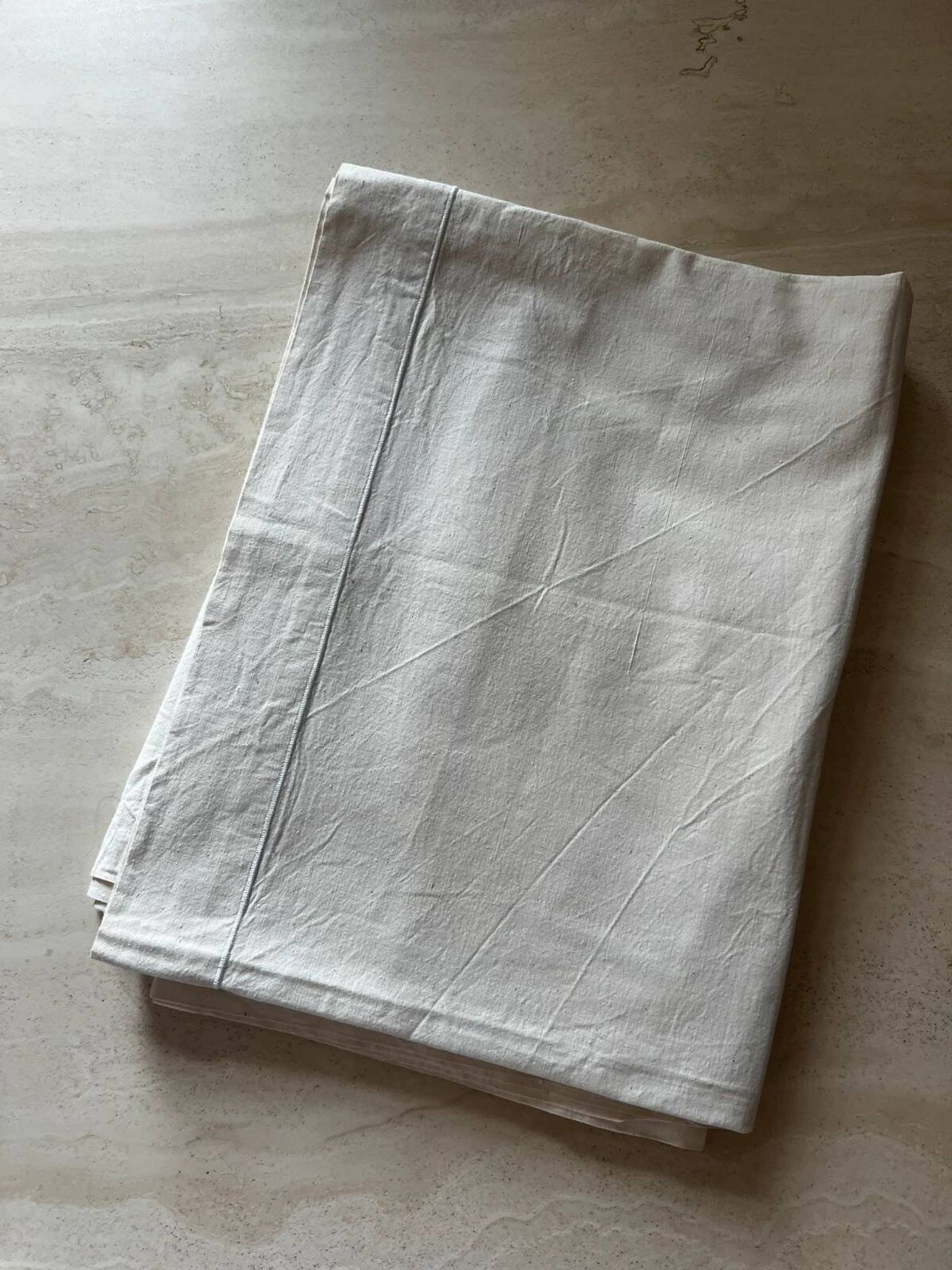 Grand drap ancien en métis, lin et coton écru