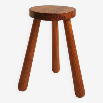tripod stool in solid pine