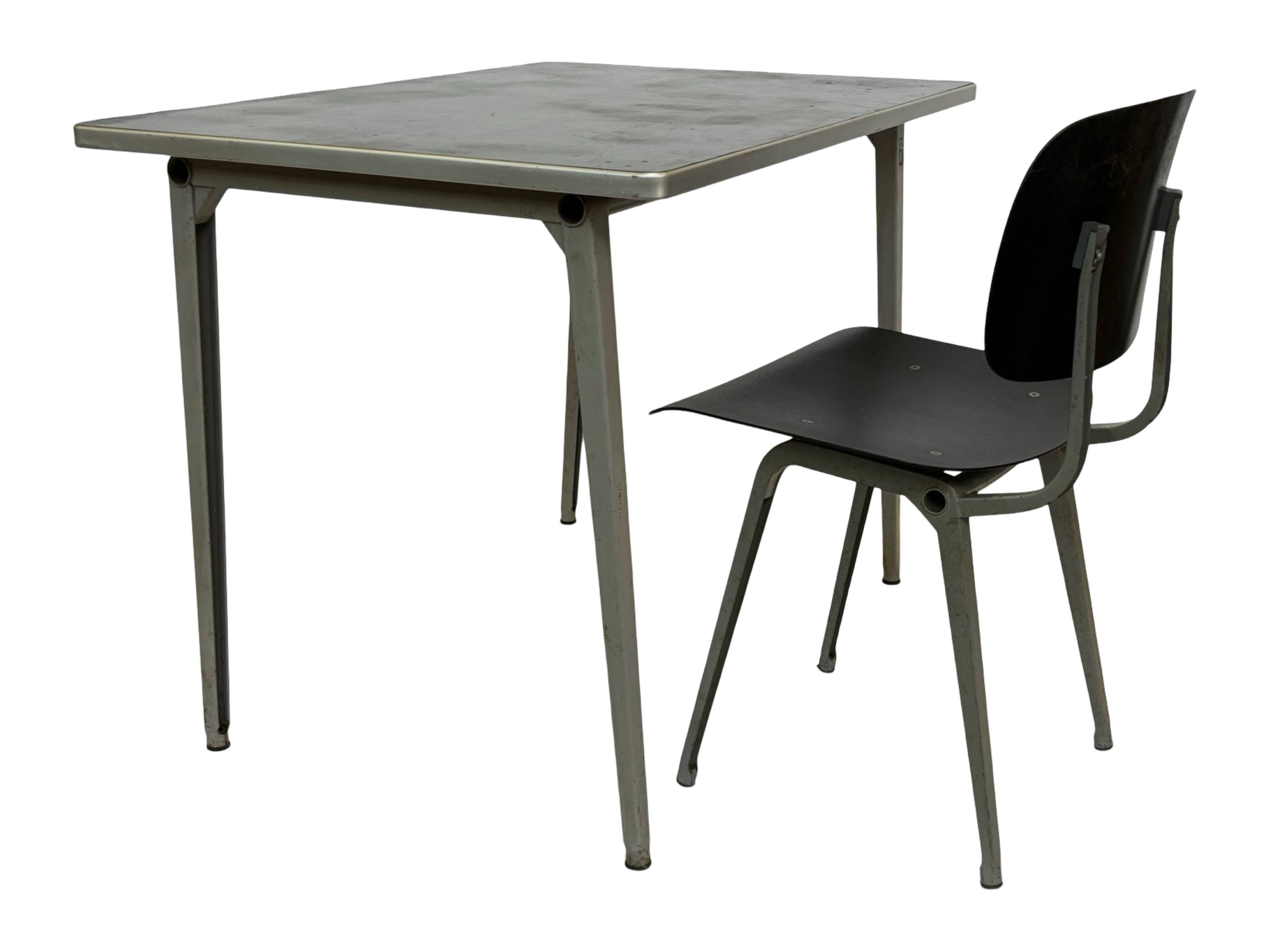 Vintage Reform dining table design Friso Kramer Ahrend de Cirkel