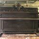 Buffet / vaisselier Renaissance avec plateau marbre