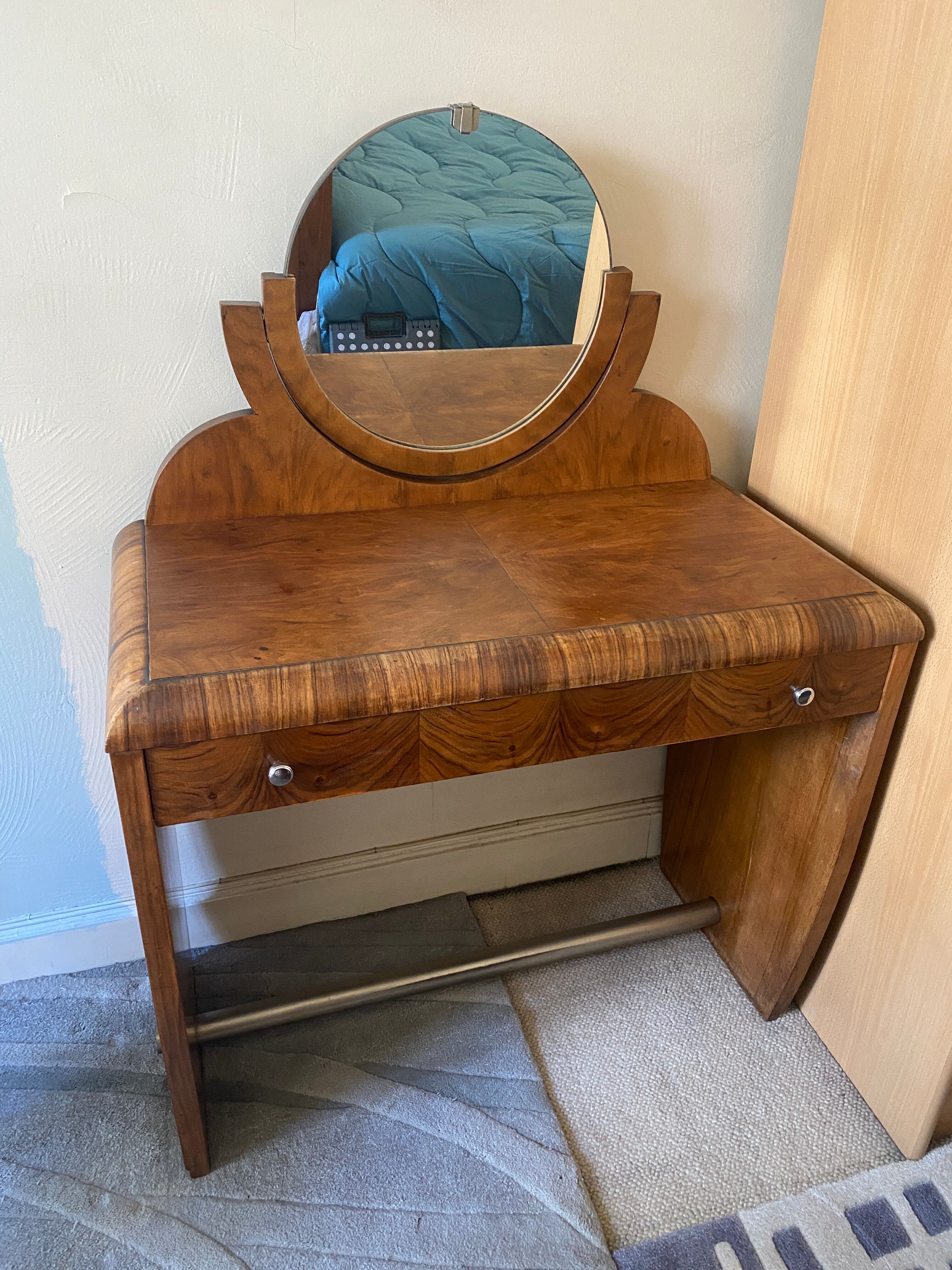 Design dressing table 50s