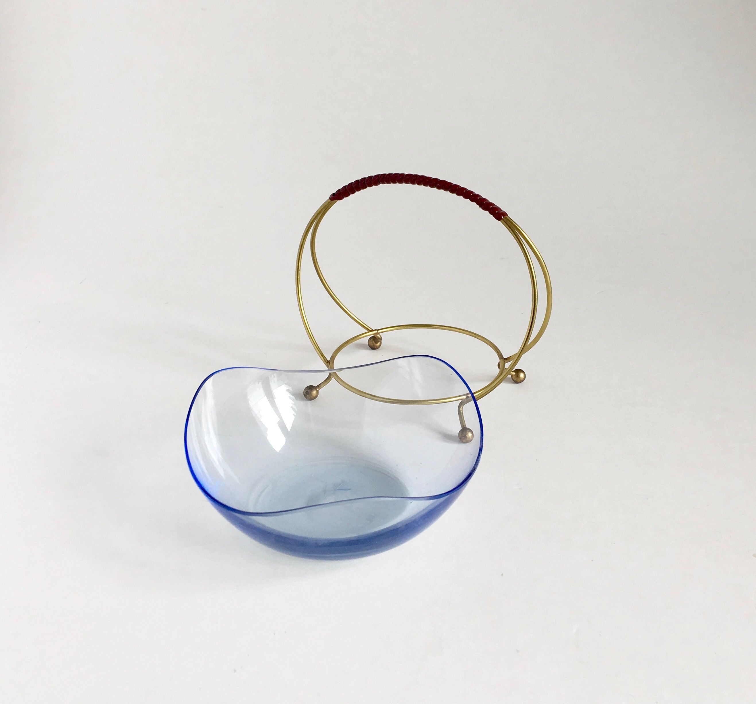 Glass bowl, 1960