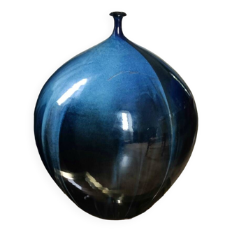 Large vintage ceramic jar/vase