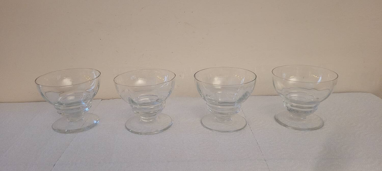 4 pressed glass cups – France – 1950s–1960s