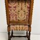 Chaise style Louis XIII en noyer