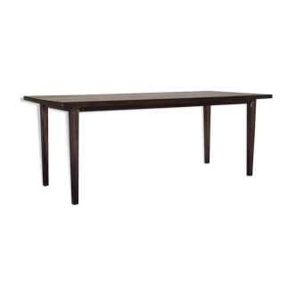 Dining room table in merbau, Indonesia
