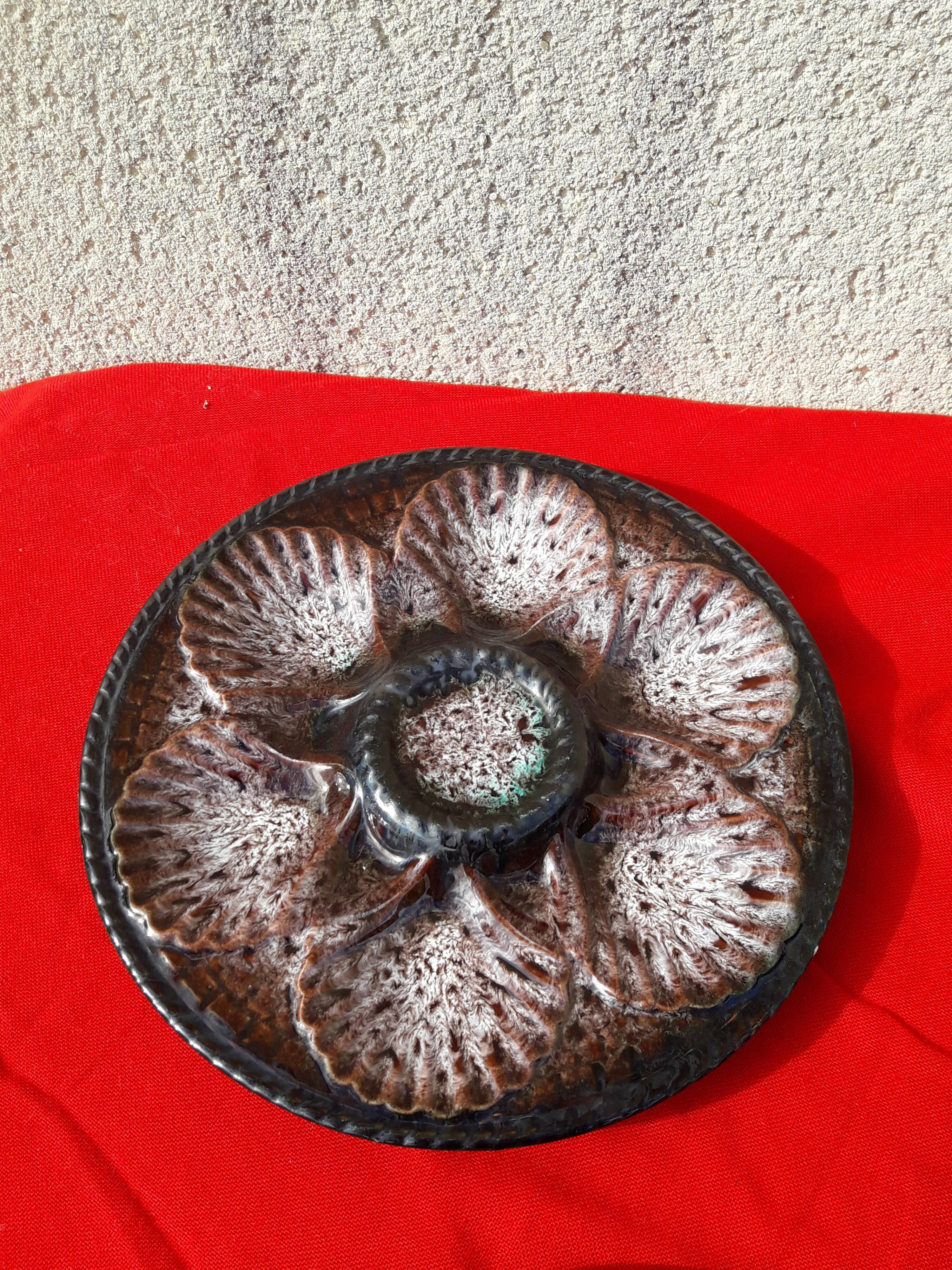 5 plates stamped Marius Giuge potter artist Vallauris diam 23.5 cm