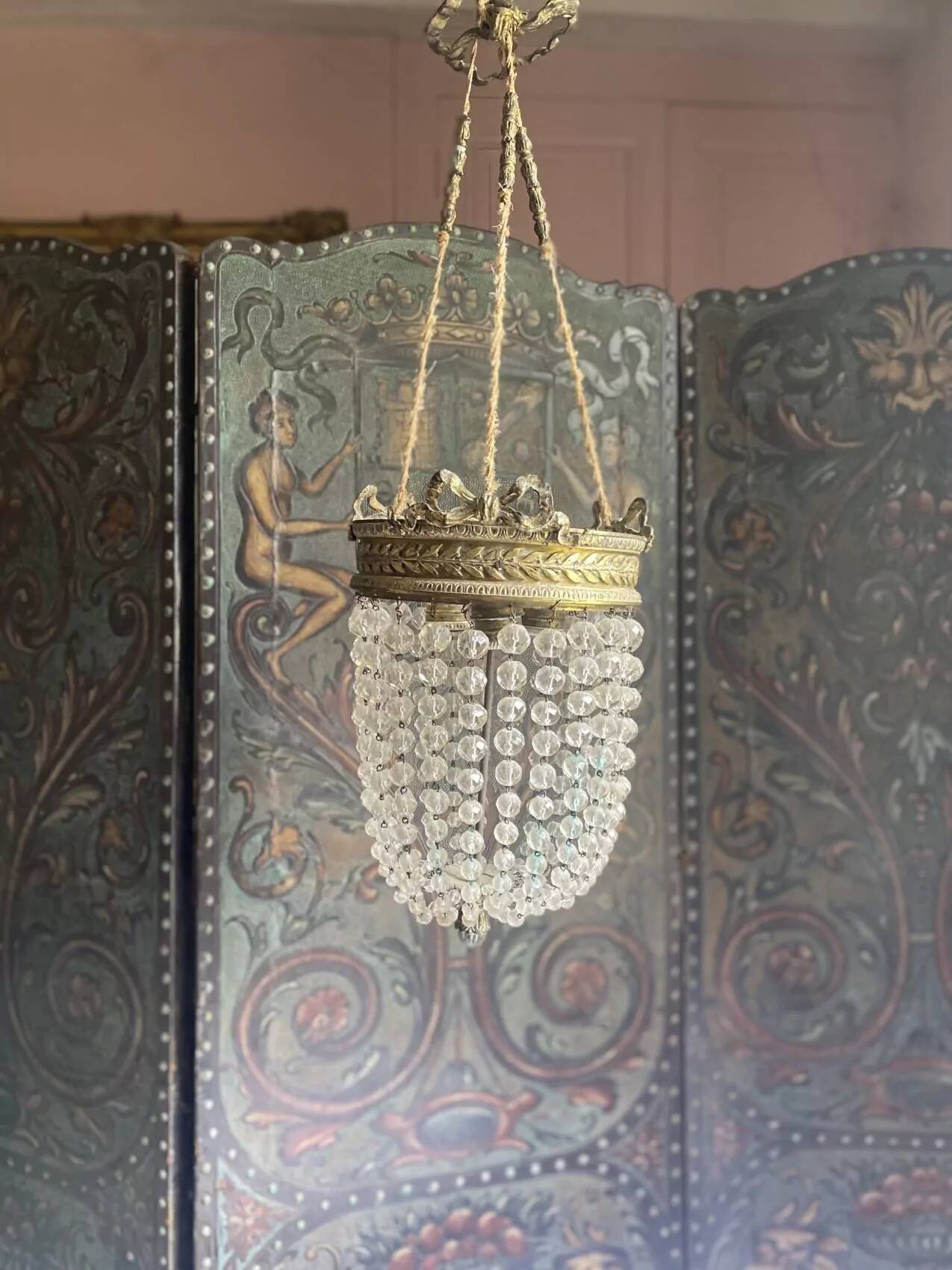 Lustre montgolfière Louis XVI – Bronze doré & pampilles – Époque 1900