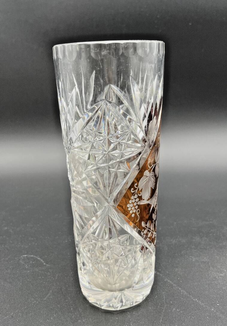 Orange crystal vase – Vine & sparrow design