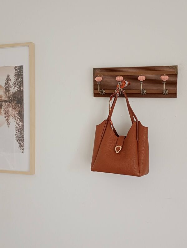Porte-manteau mural de style vintage, 4 patères en céramique rose