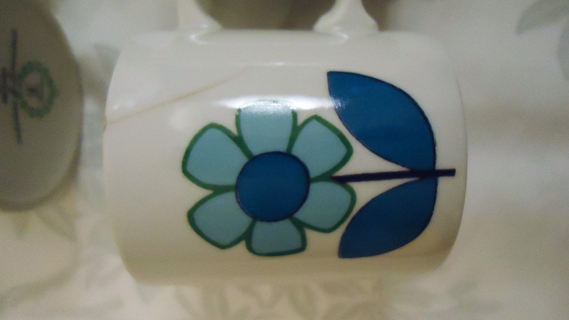 Set of 6 cups and 6 saucers vintage Louis lourioux