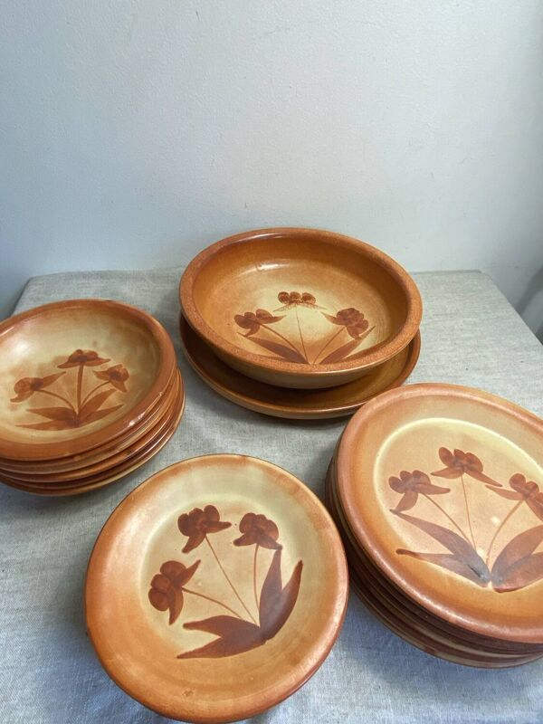 Service de table en grès vernissé