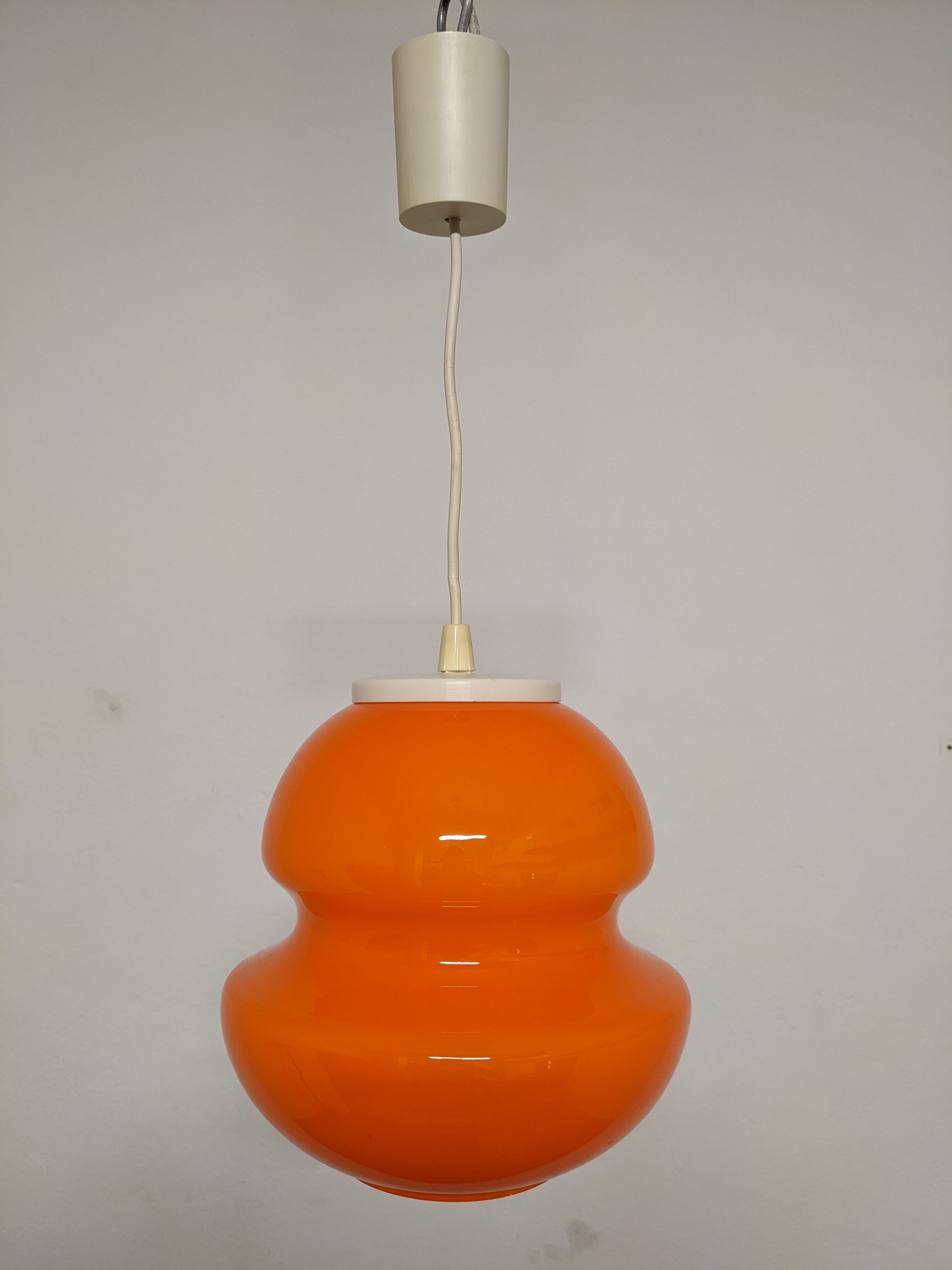 Orange opaline suspension from the 60s/70s