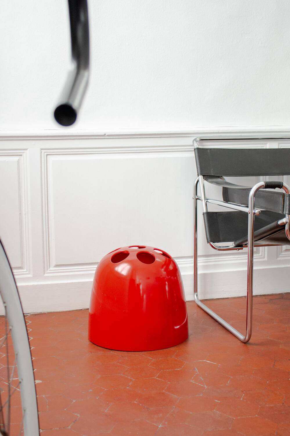 Dedalo umbrella stand by Emma Gismondi Schweinberger for Artemide