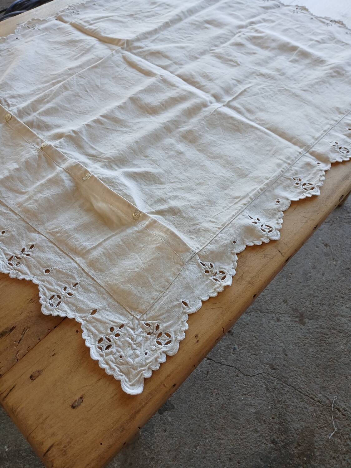 Antique flat sheet and 2 pillowcases set