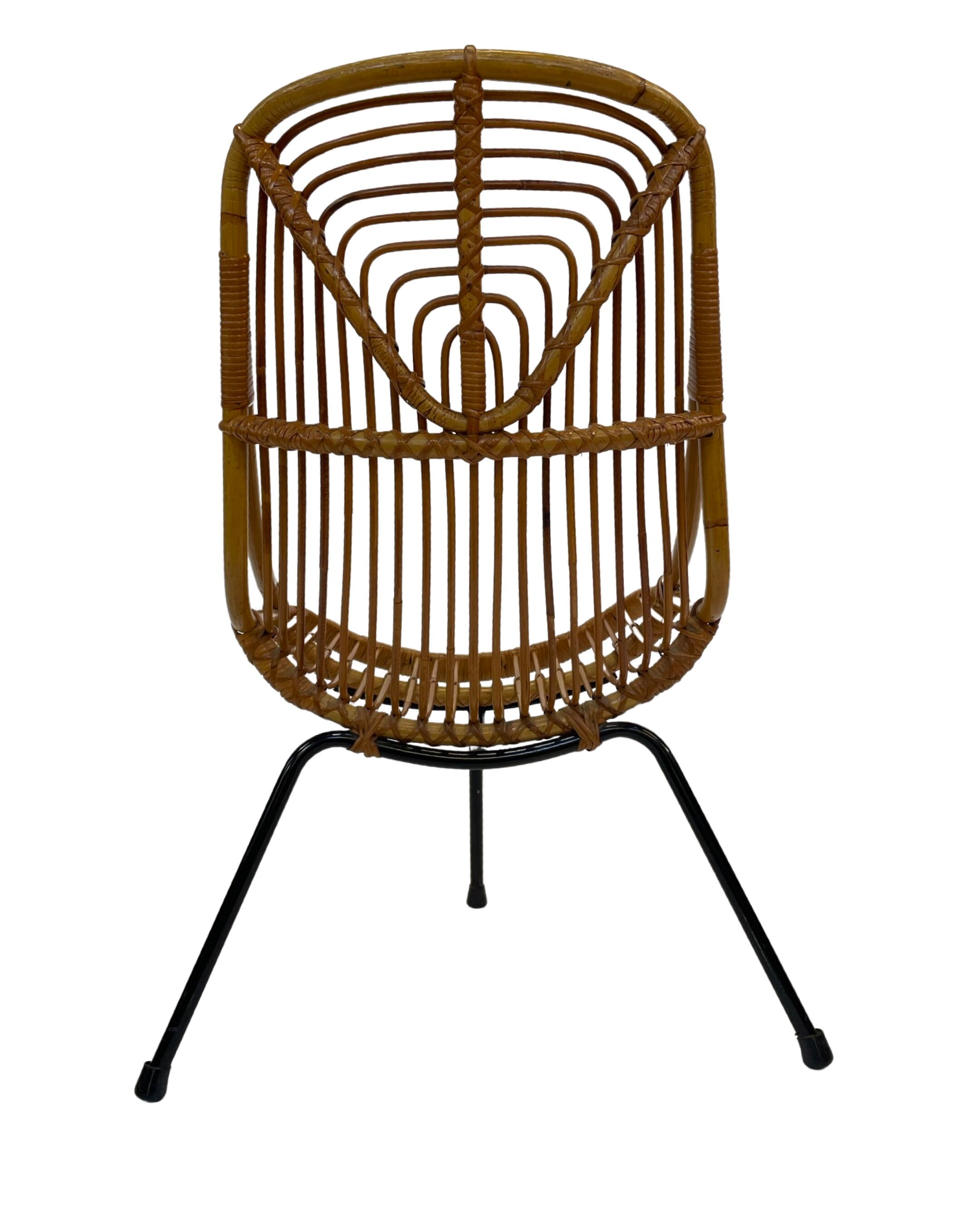 Tripod Rattan easy chair by Dirk van Sliedregt Rohe Noordwolde 1960 in the Netherlands