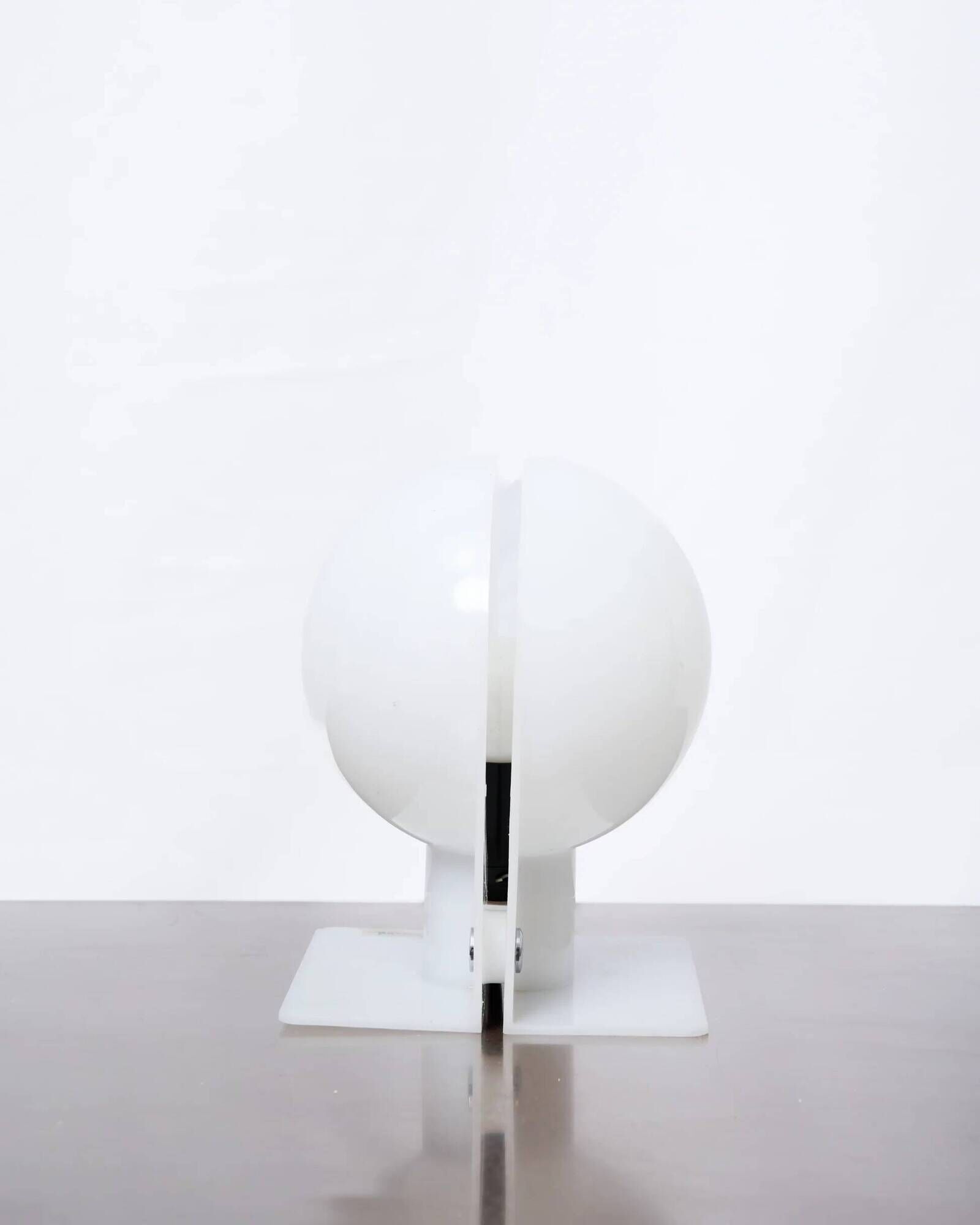 Table lamp "Sirio", Guzzini, 1970s