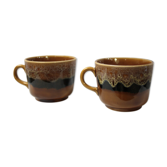 Set of 2 Scandinavian earthenware mugs - circa 70