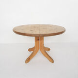 Large pinewood extendable dining table1970's