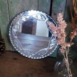 Bevelled mirror