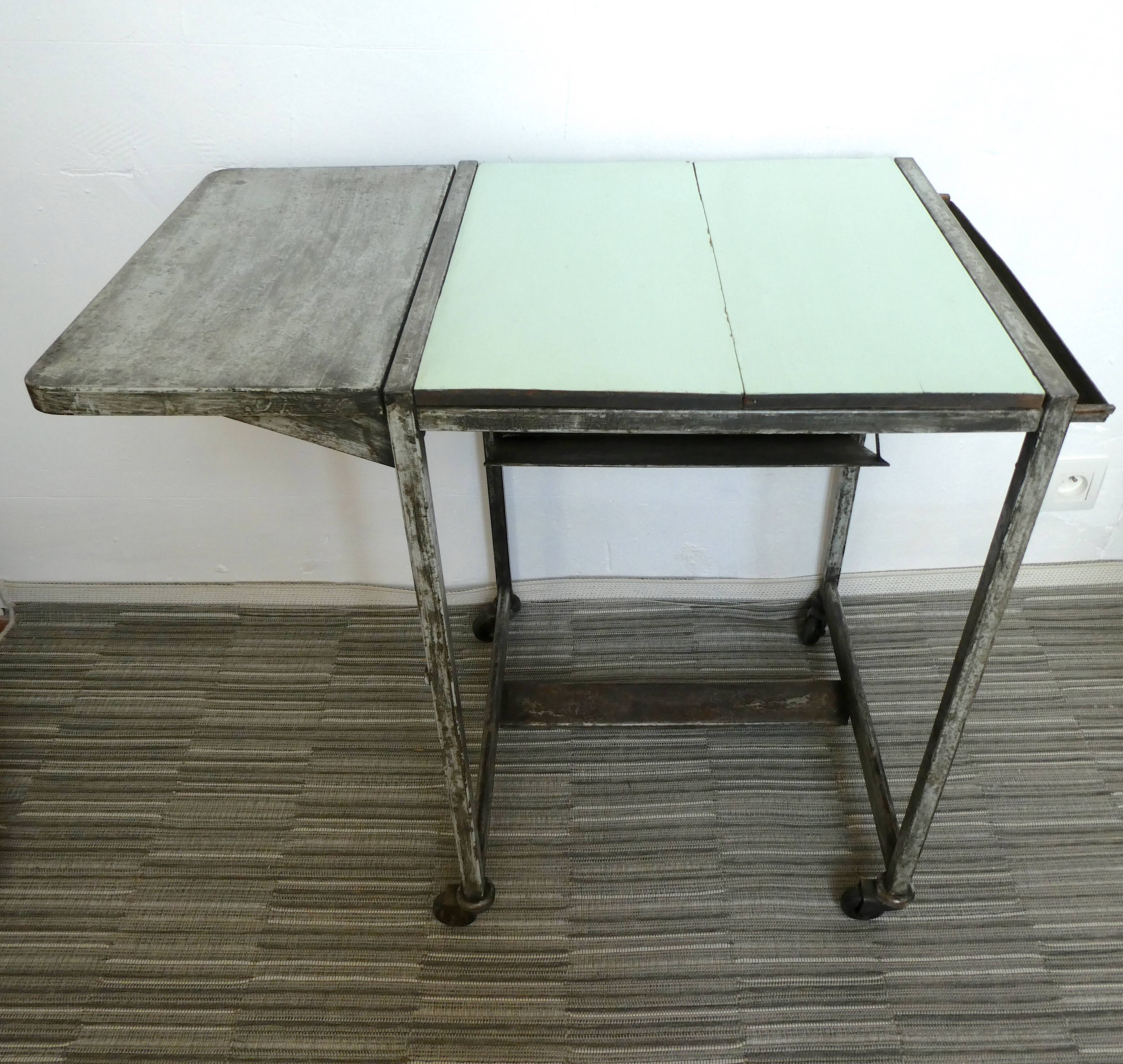 Industrial storage, workshop, in metal and wood, furniture on wheels
