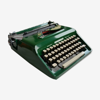 Machine à écrire vintage verte Remington Concord