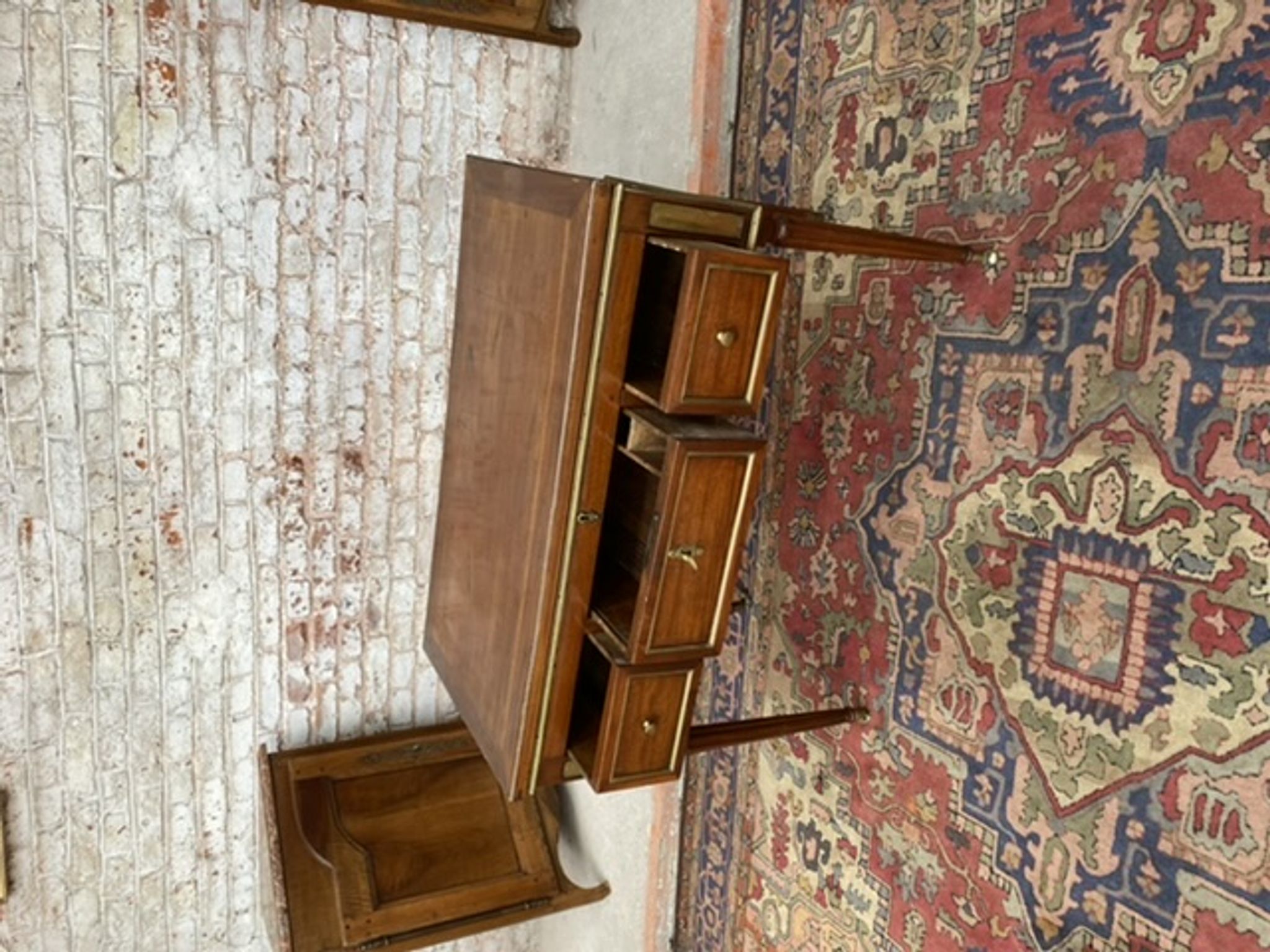 Mahogany dressing table for men stamped Roussens J. I Louis XVI period, 18th century
