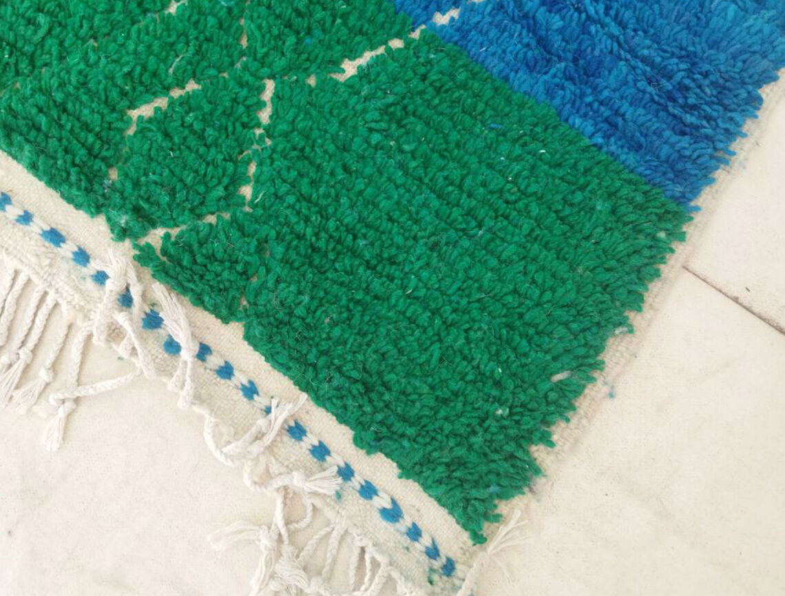 Moroccan berber carpet 298x180cm