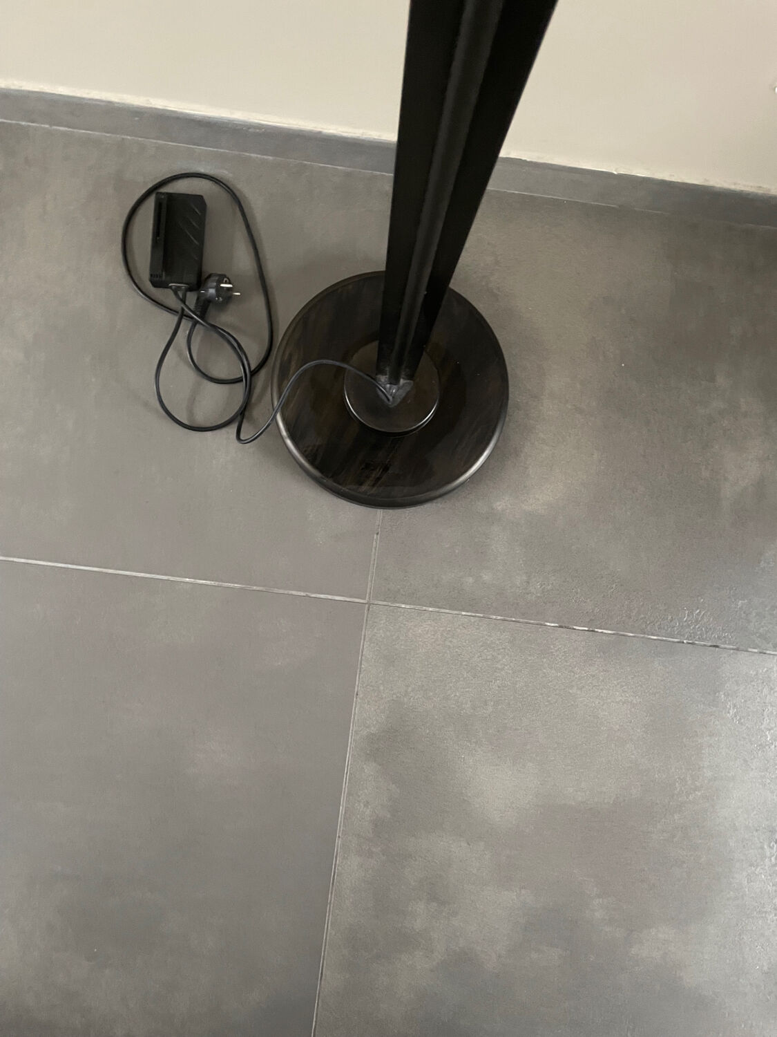 Arc floor lamp, sleek design, Italian-inspired (180cm)