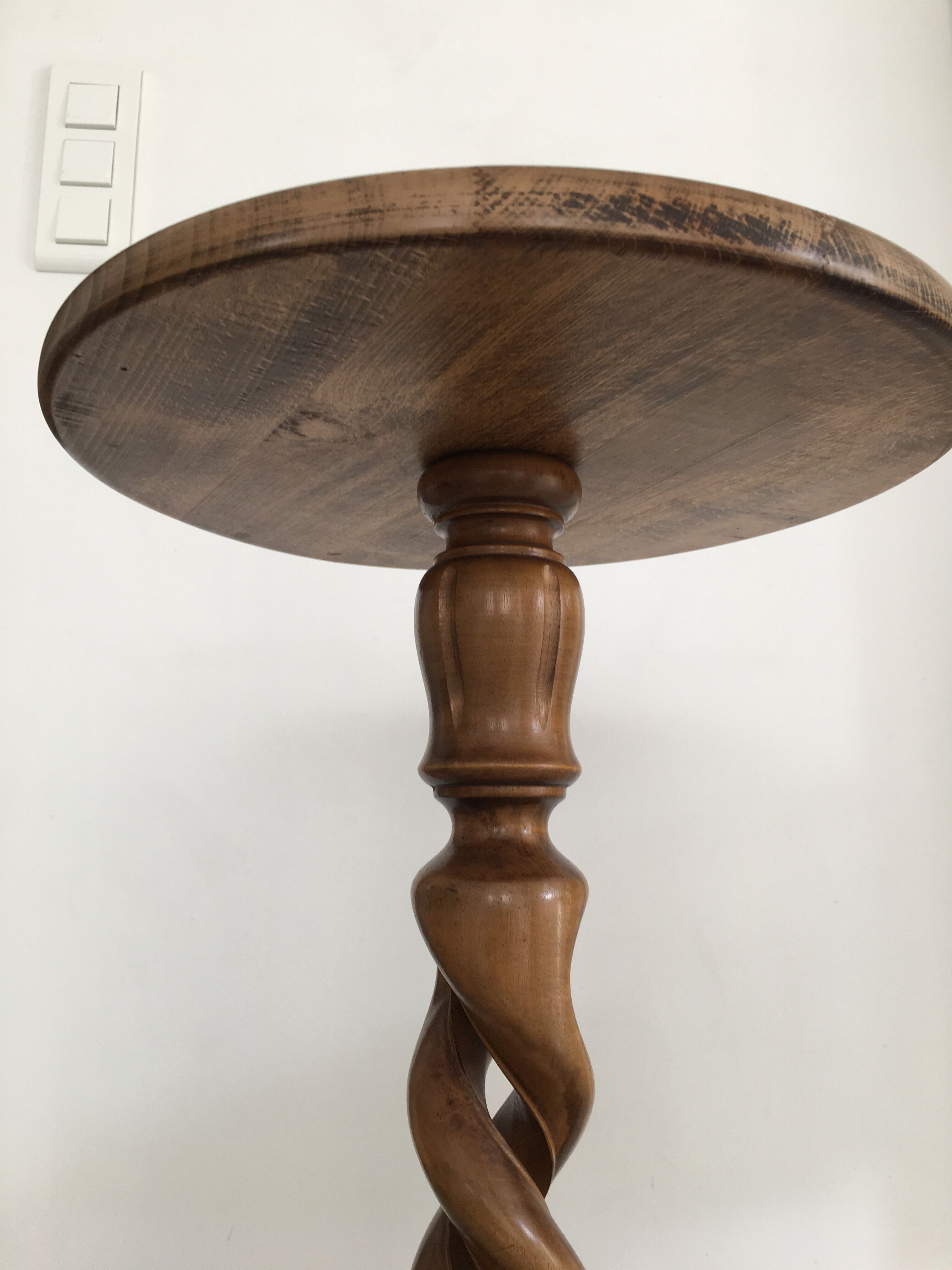 Double twisted harness