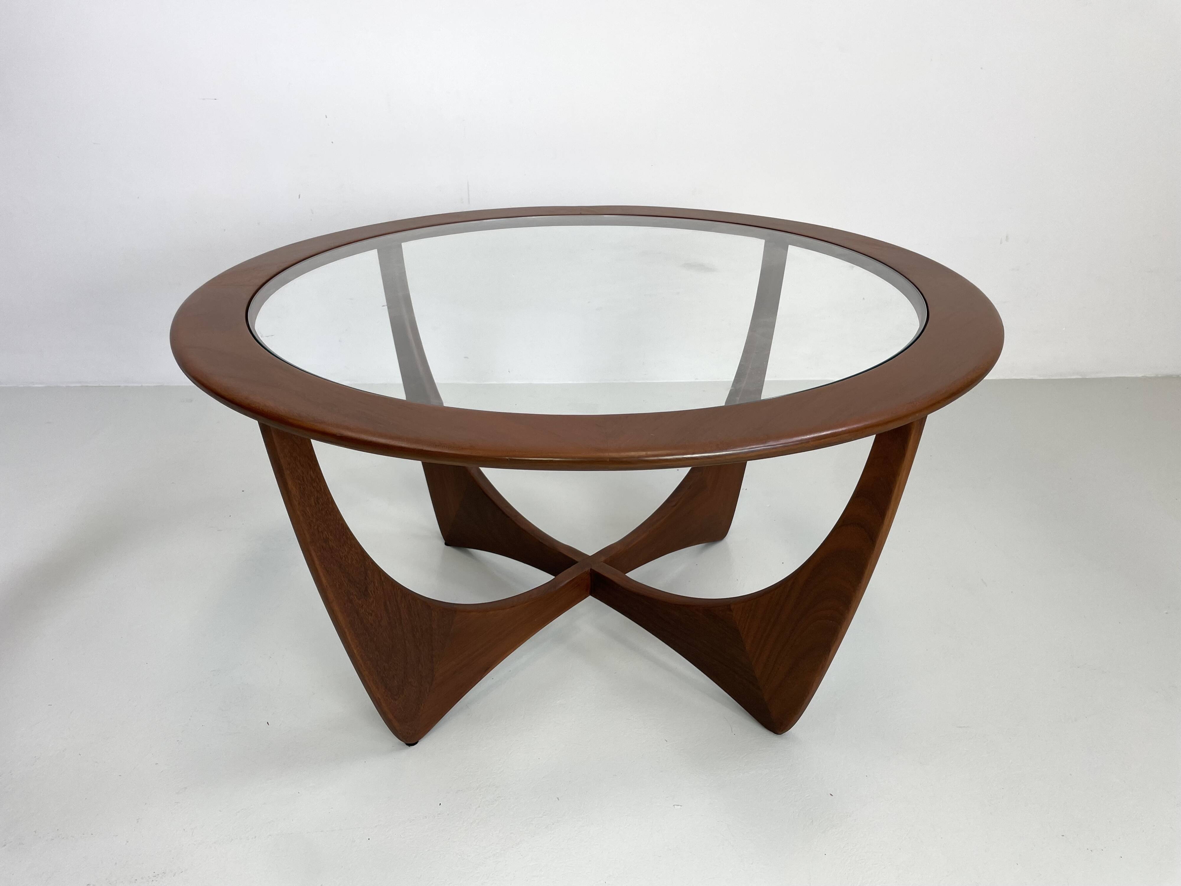 Teak coffee table from the 1960s by G-Plan design by V.Wilkins