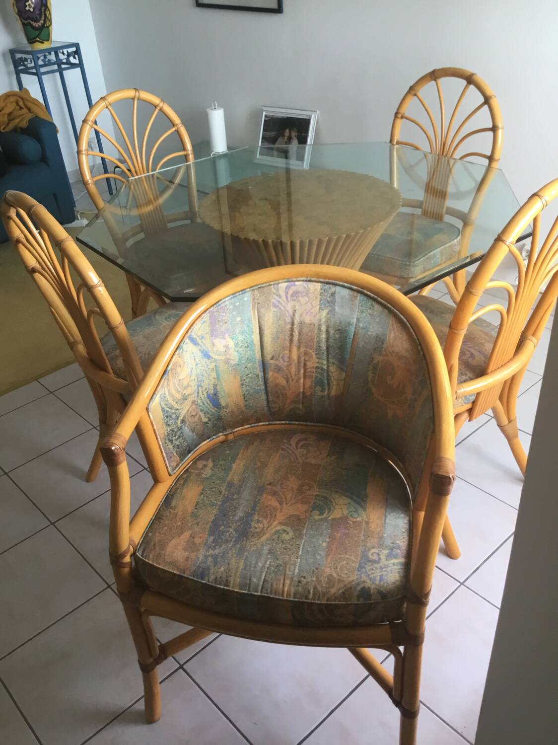 Maugrion rattan dining set