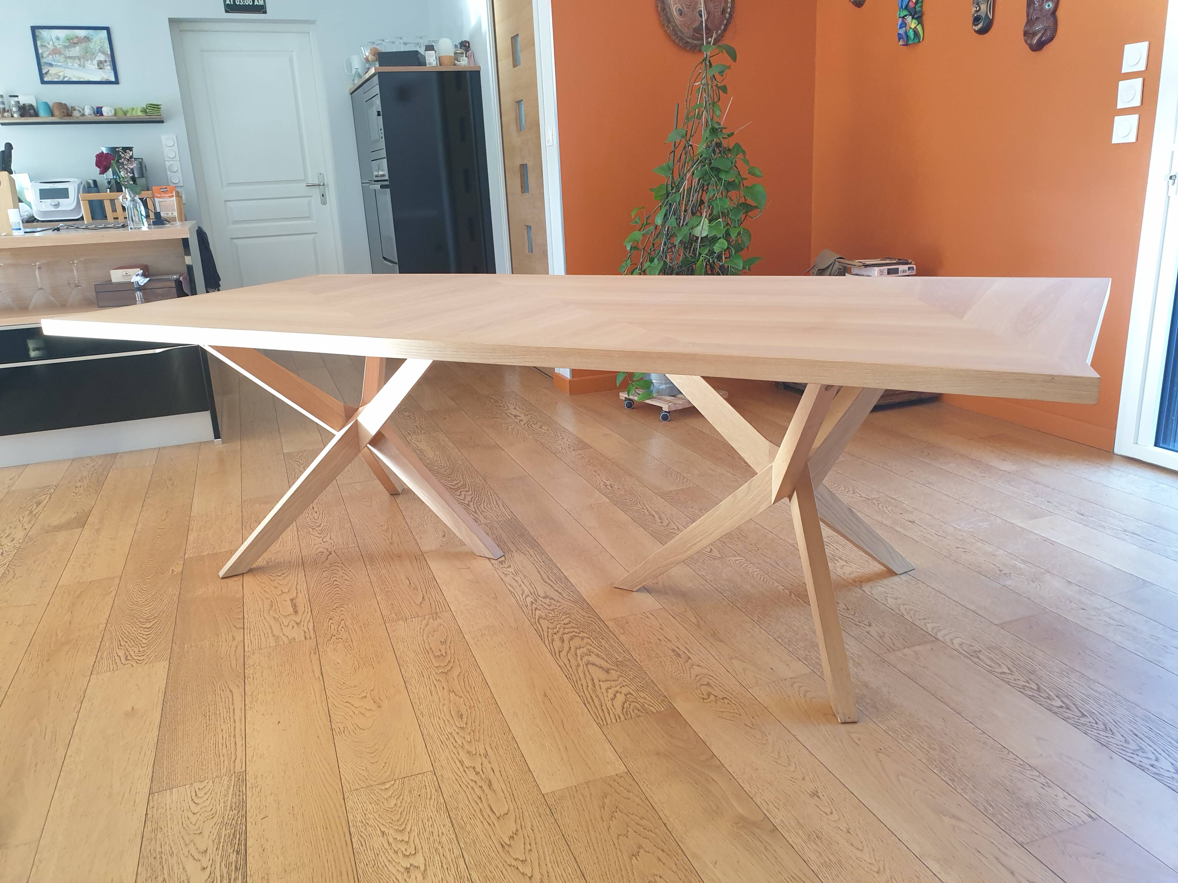 Roche Bobois table