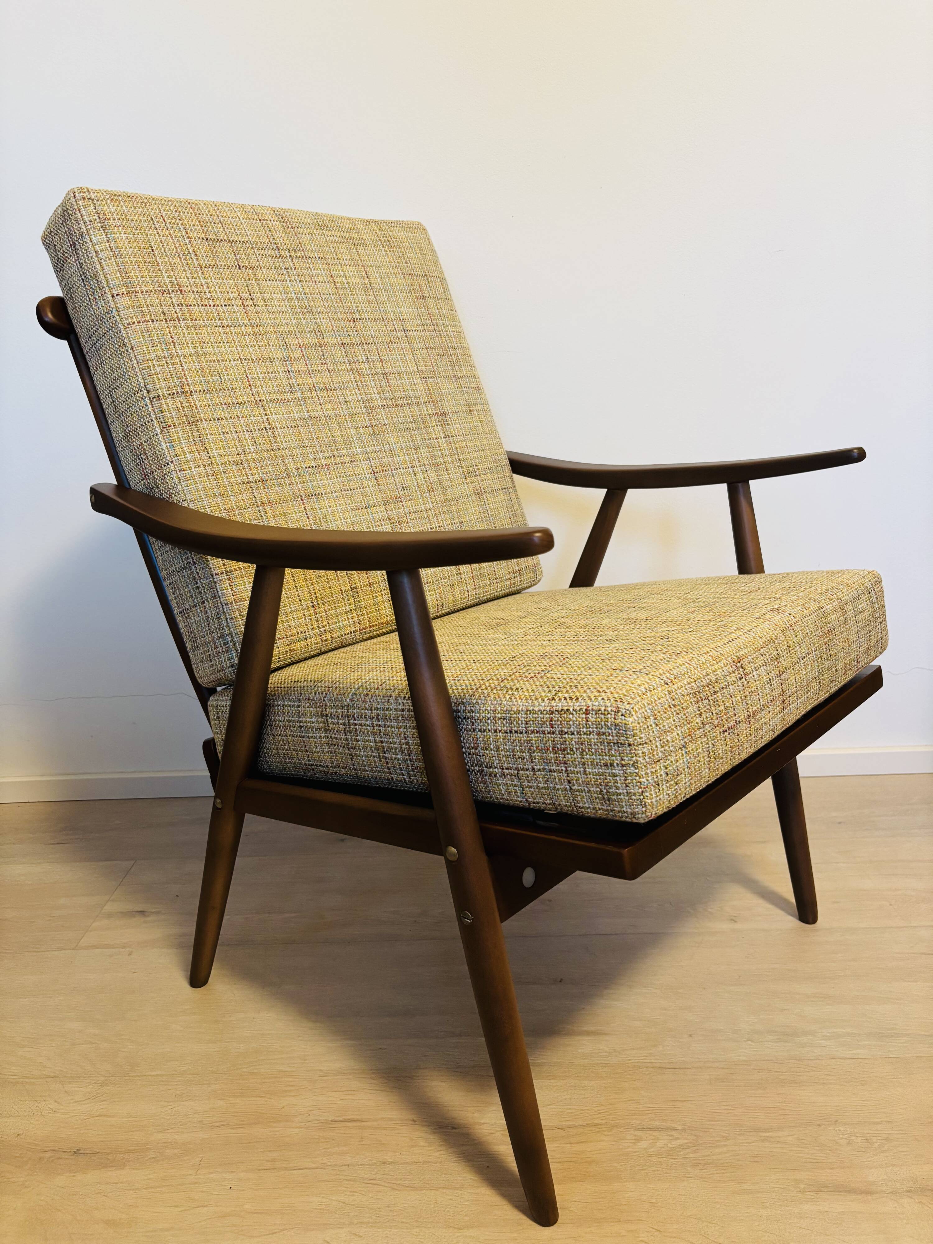 Mid-Century Armchair by Jaroslav Smidek for Ton, Czechoslovakia 1970’s