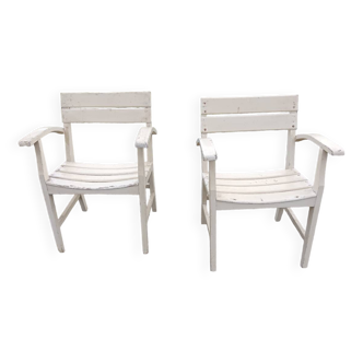 Paire de fauteuils en bois