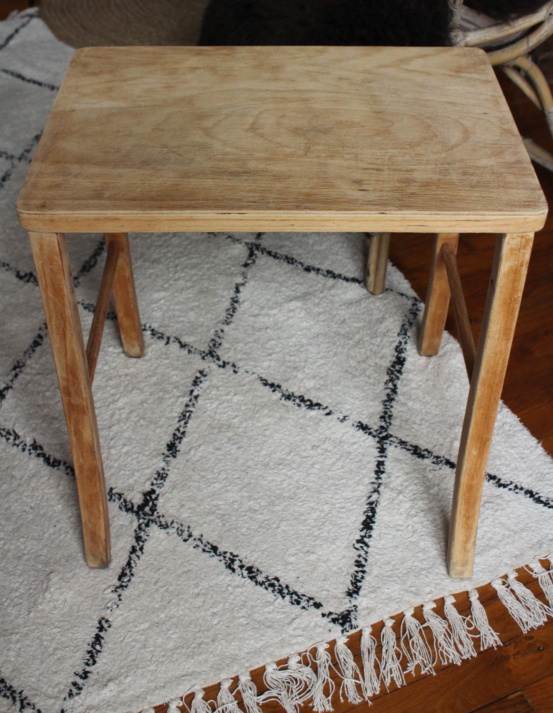 Children's desk wooden