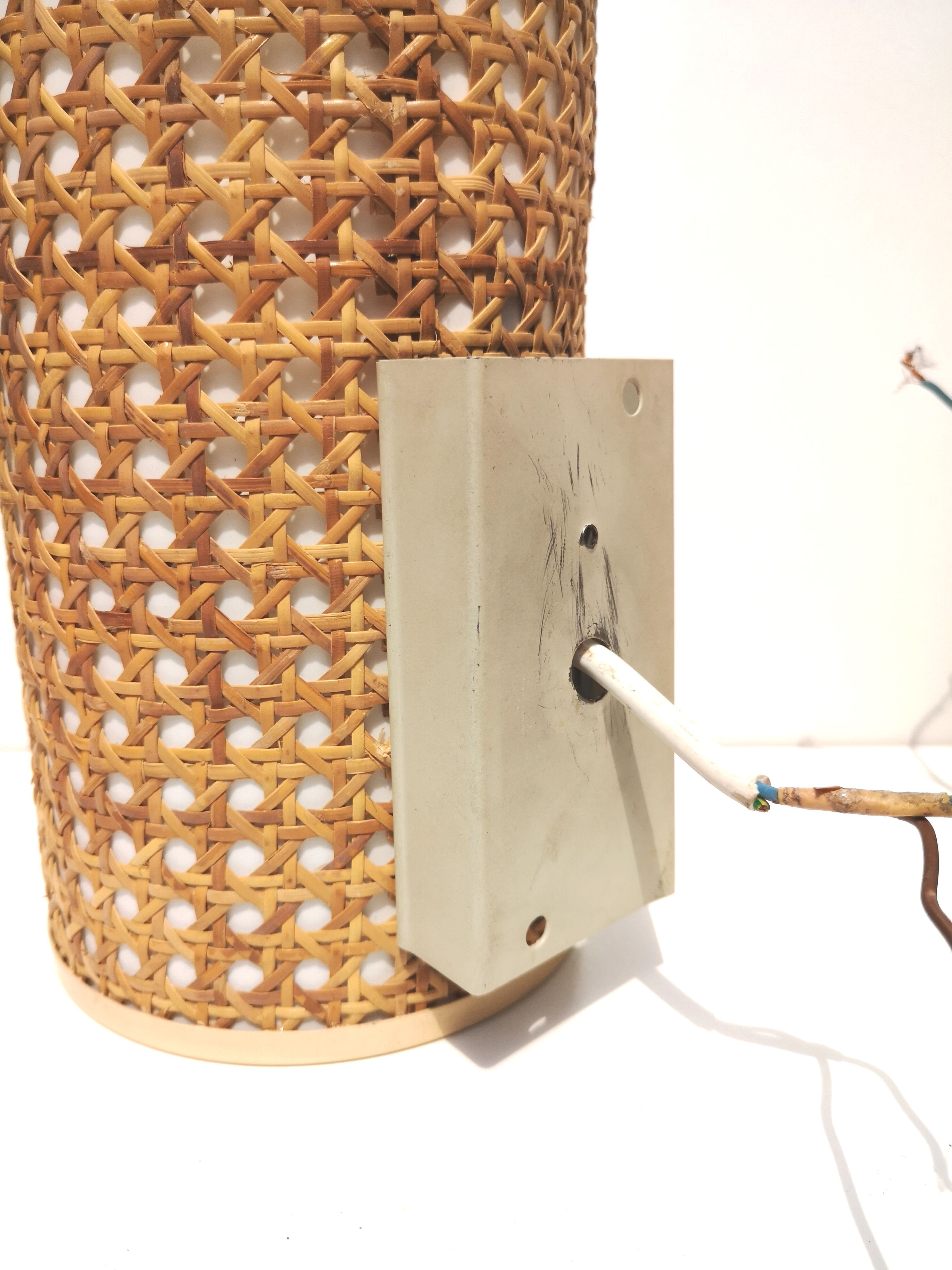 Set of 2 vintage wall lamps in cannage