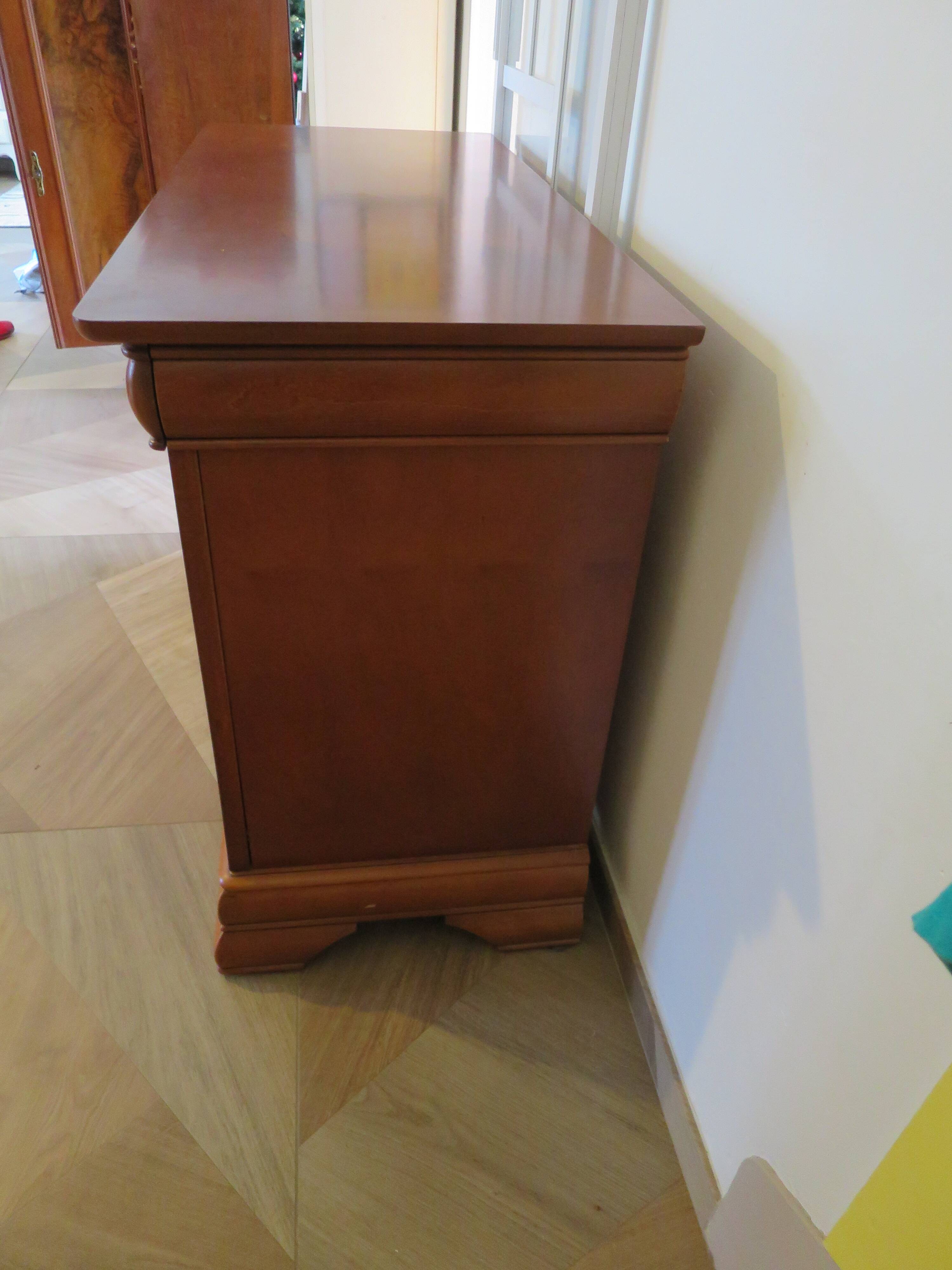 Chest of drawers in solid cherry wood with a curved top - Louis Philippe style - 4 drawers