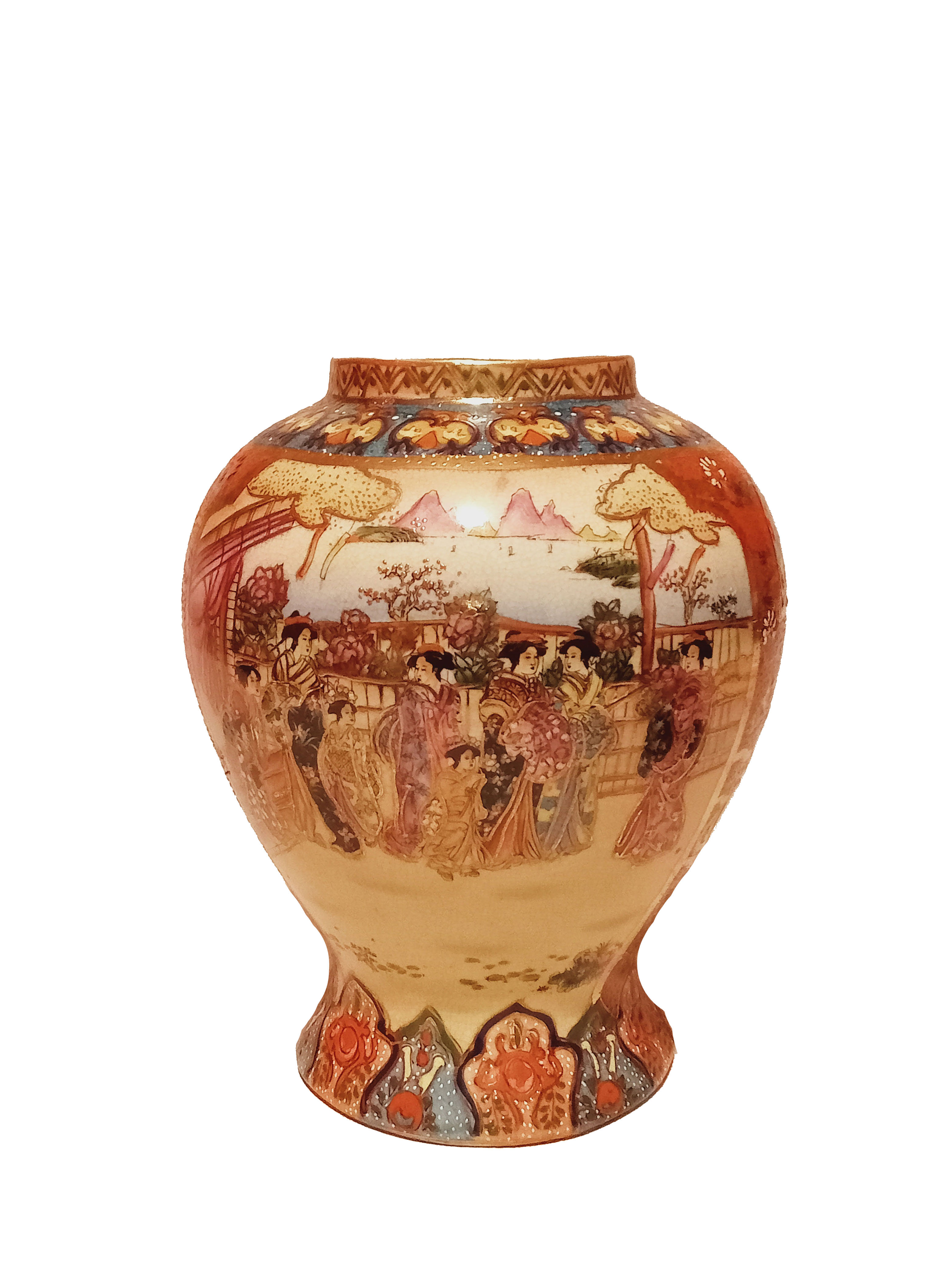Chinese porcelain vase with lid