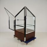 1980s Bijenkorf Arnhem display vitrine – architectural chrome showcase