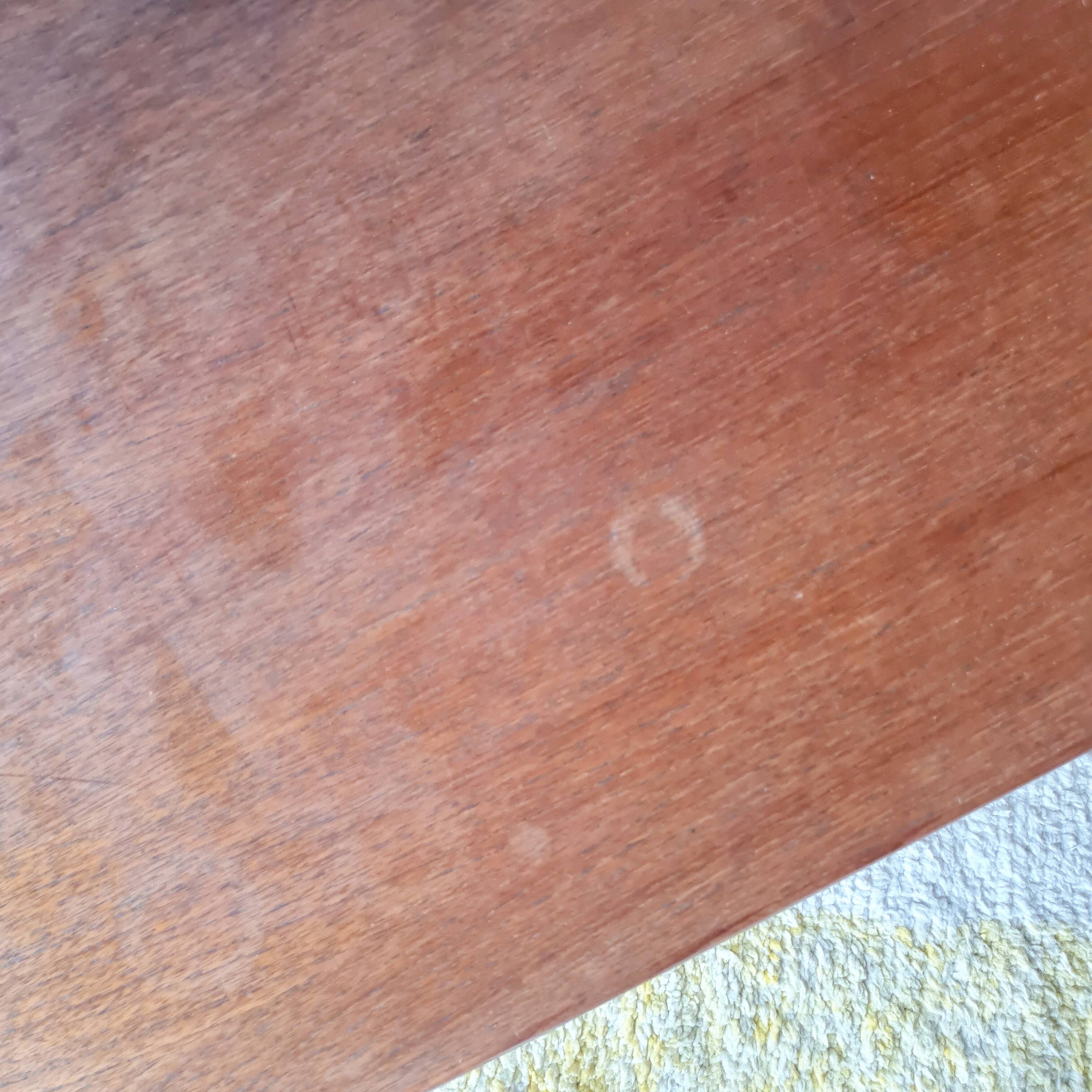 Table basse vintage en teck – Design Danois Mid-Century