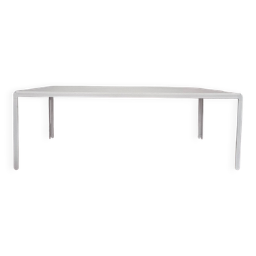 Table Djob d'Arne Jacobsen